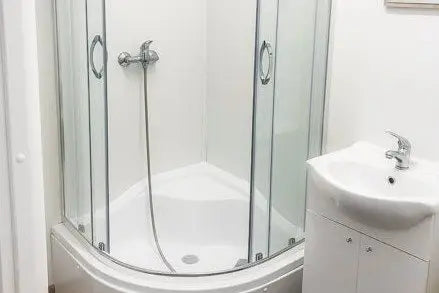 Contentor sanitário de 7,35 m²