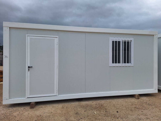 Contentor/Escritório) Módulo pré-fabricado 4m x 2,35m
