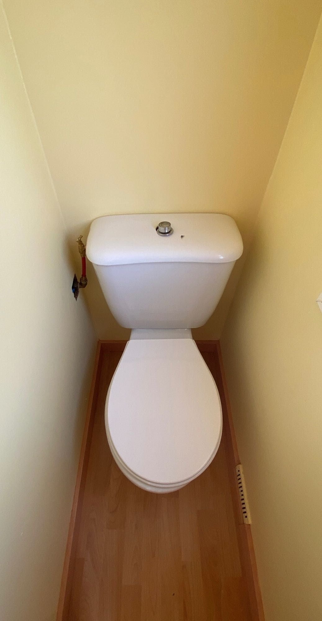 CASA MÓVEL EM MADEIRA 8X4 METROS T2