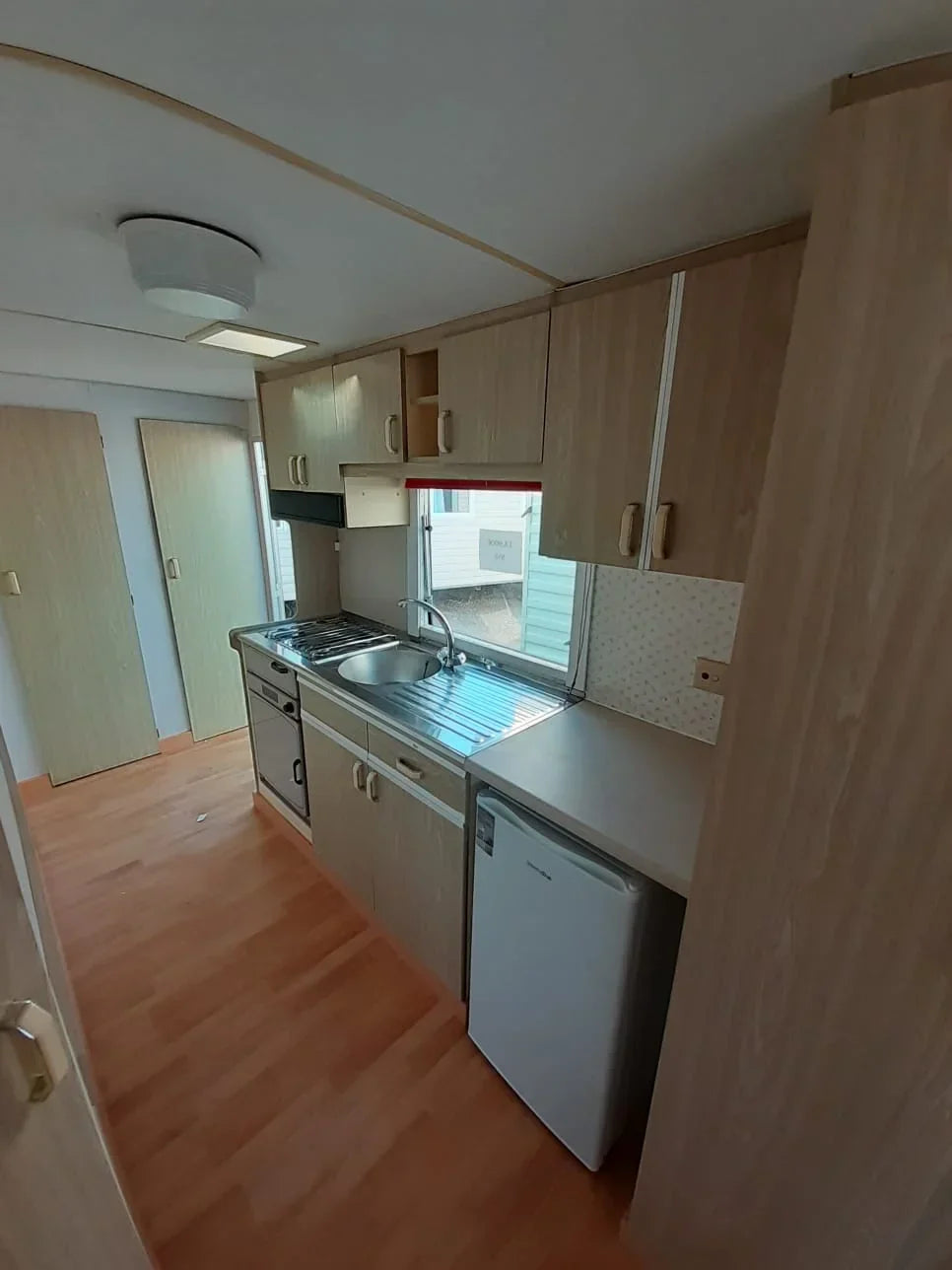 CASA MÓVEIS BARATA DE 8.5X3 METROS MS T2.